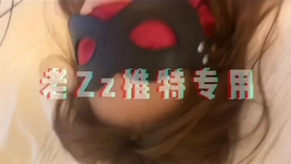 娇妻 雪白 呻吟-美女学生妹子是男友的乖母狗，戴着狗炼项圈乖乖让男友无套抽插~