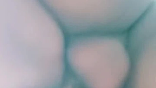 欧美日韩人妻激情-第一次与男友以外的男人在行使中车震!