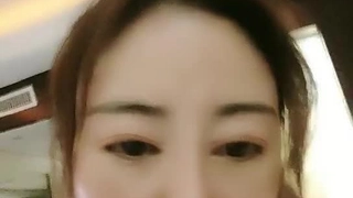娇妻 雪白 呻吟-美女学生妹子是男友的乖母狗，戴着狗炼项圈乖乖让男友无套抽插~