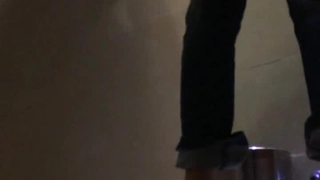 拖鞋家居日韩AV-白皙皮肤呆萌小姐姐！情趣耳朵抓屌吸吮！头套男怼着骚穴猛操，骑乘姿势打桩机，无套内射。